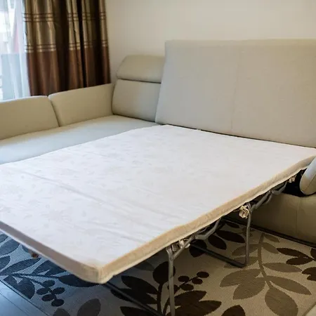 Grand Karavel Center Lux Apartmán *